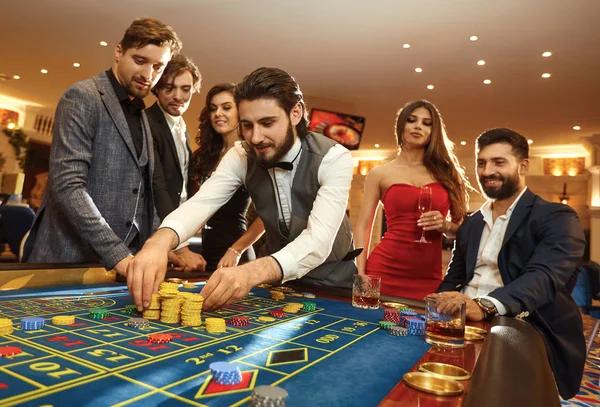Comparing Game Variety across an online casino Singapore Platform for Casino Fans
