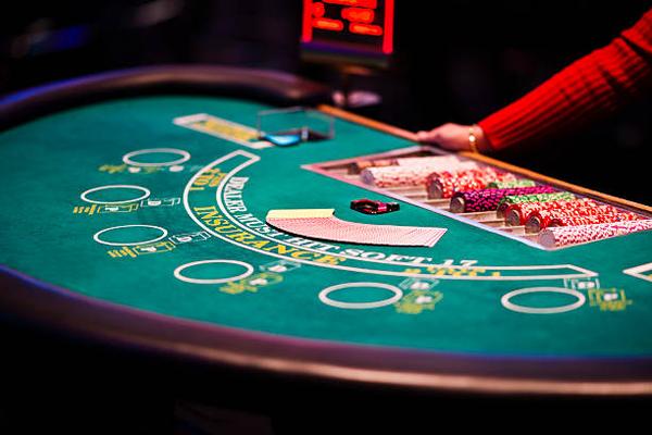 Online Casinos in UAE: How to Fact-Check Live Chat Etiquette