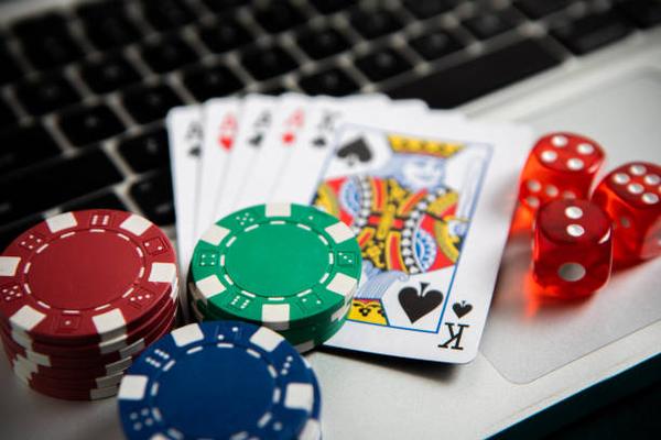 Comparing Slot Volatility on a trusted online casino Singapore Platform