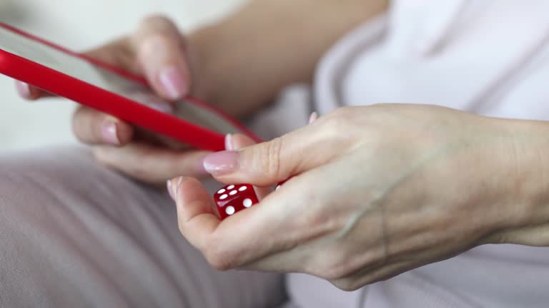 How to Review the Main Pages of Online Casino Singapore